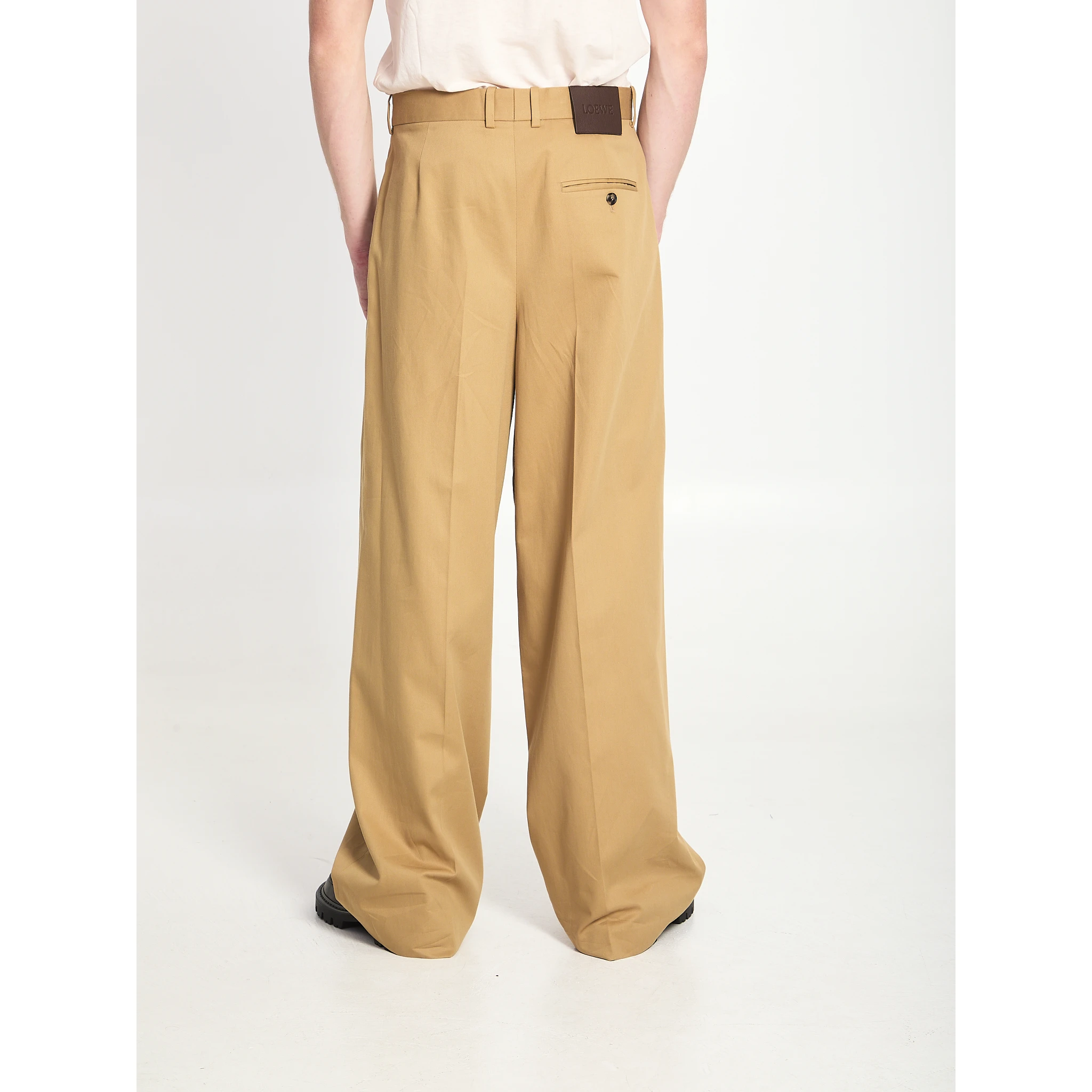 Wide leg pants