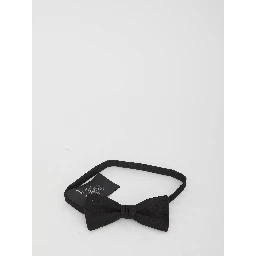 Yves bow tie in silk