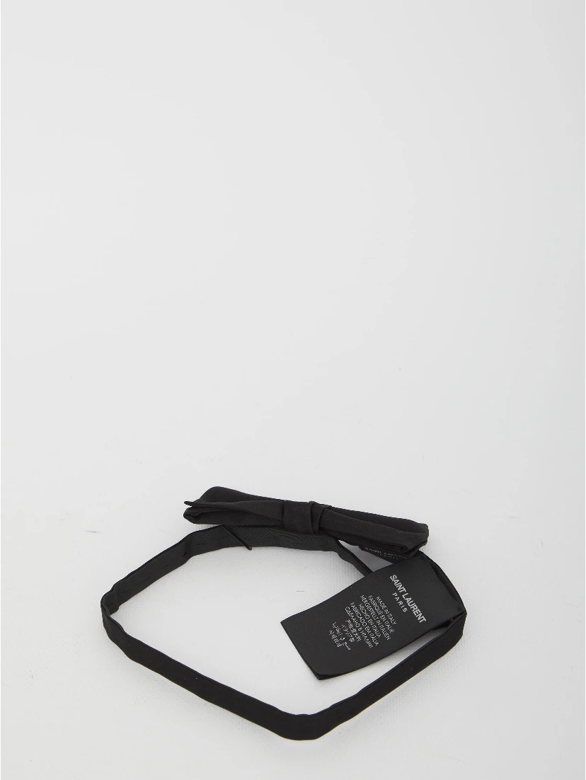 Yves bow tie in silk