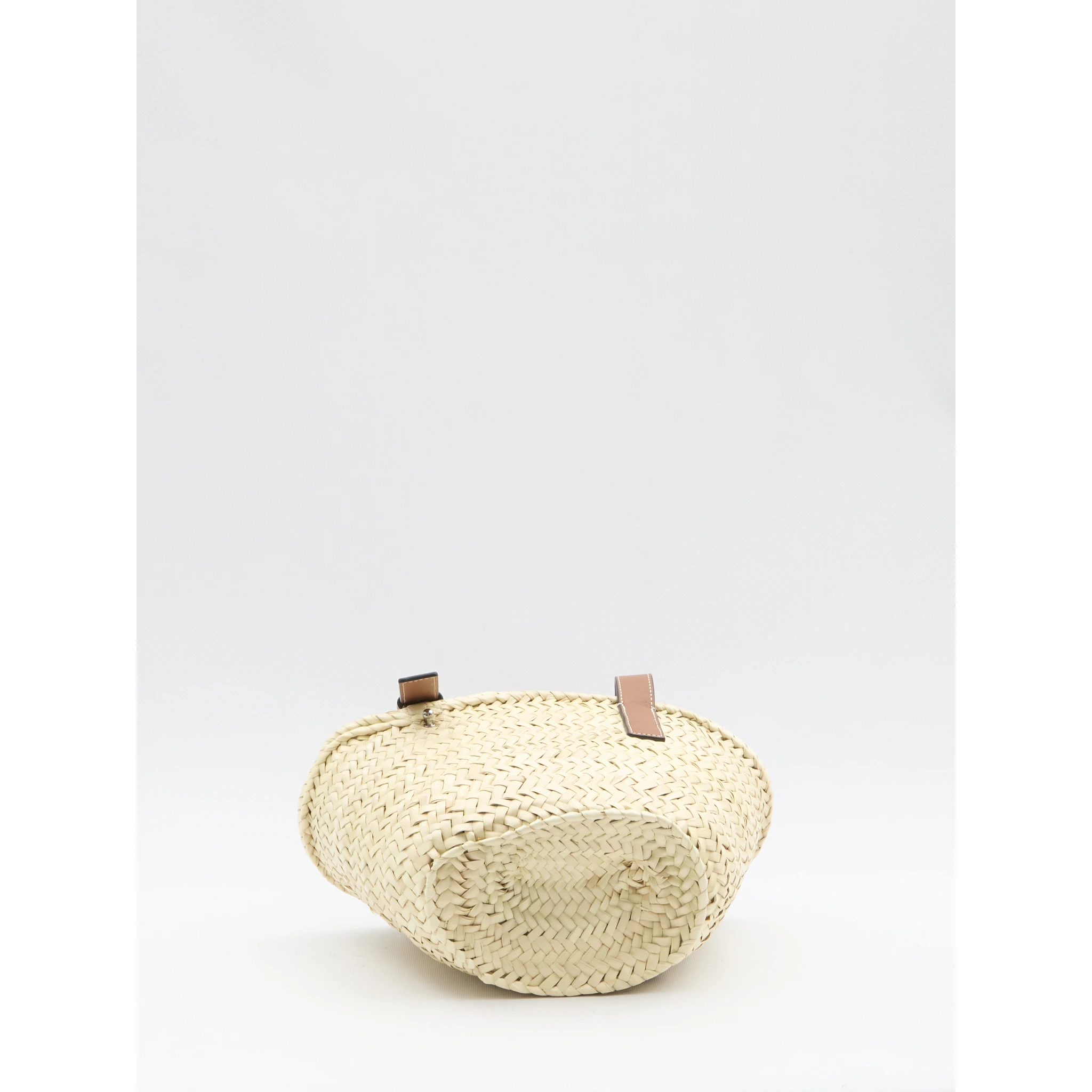 Small basket bag