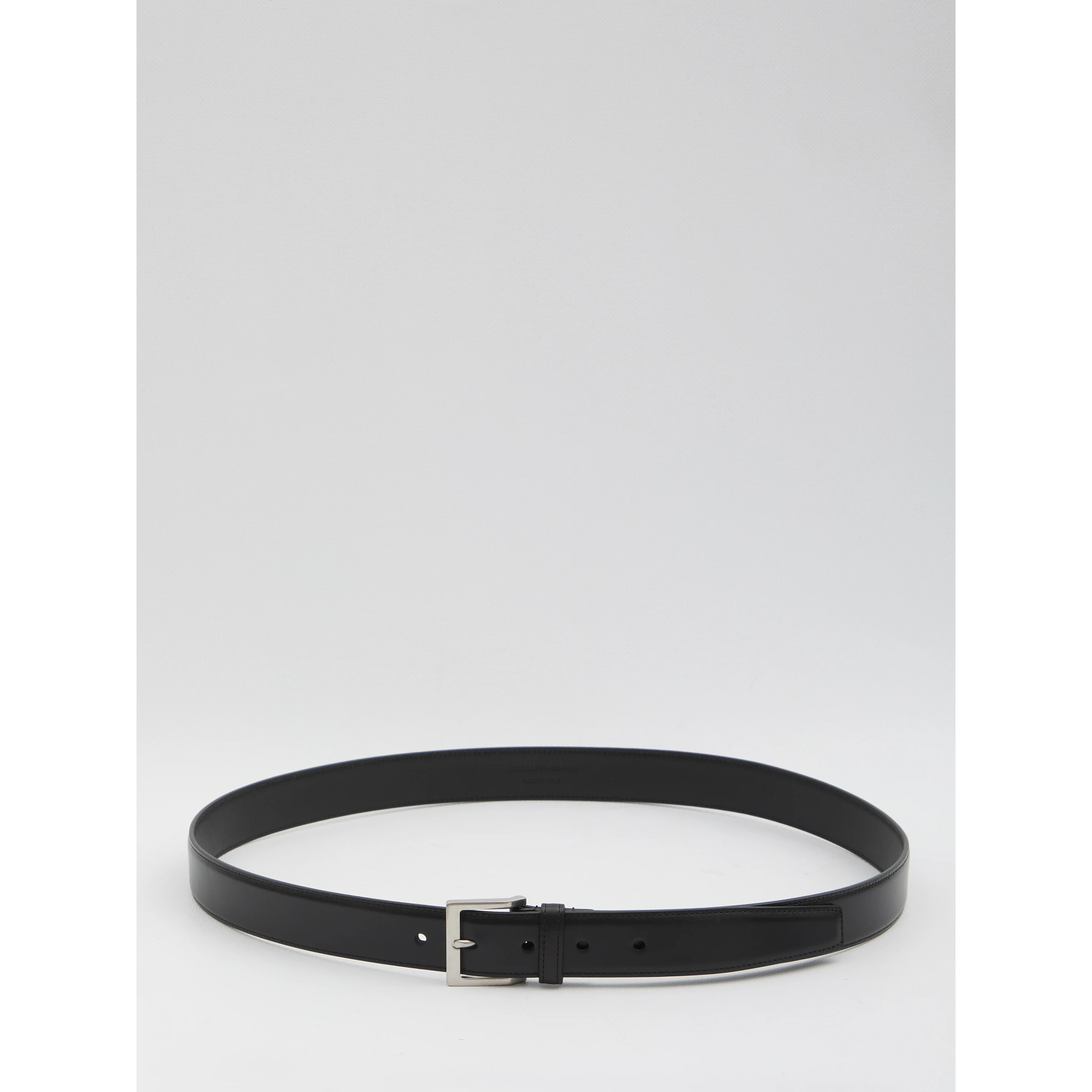 Belt with square buckle