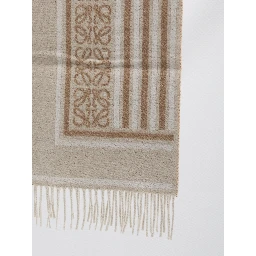 Anagram scarf in wool and cashmere