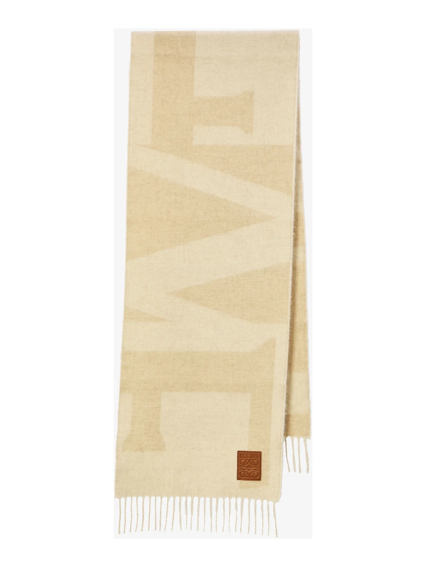 Cashmere scarf