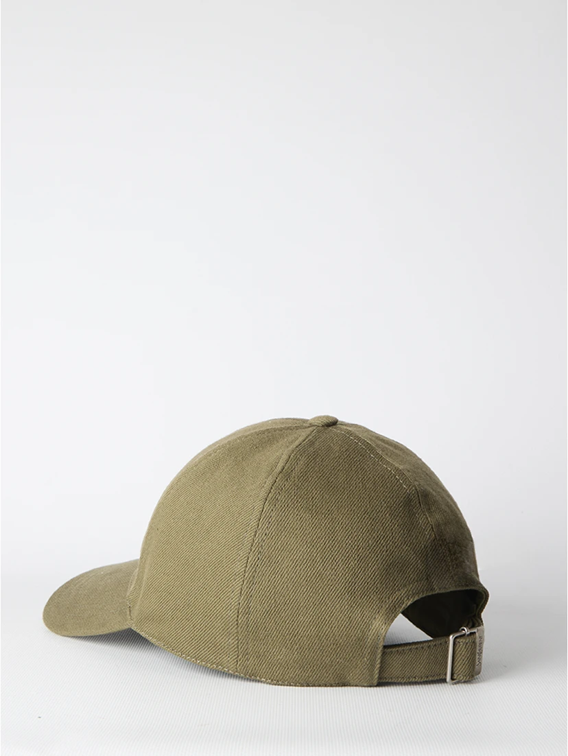 Cassandre cap