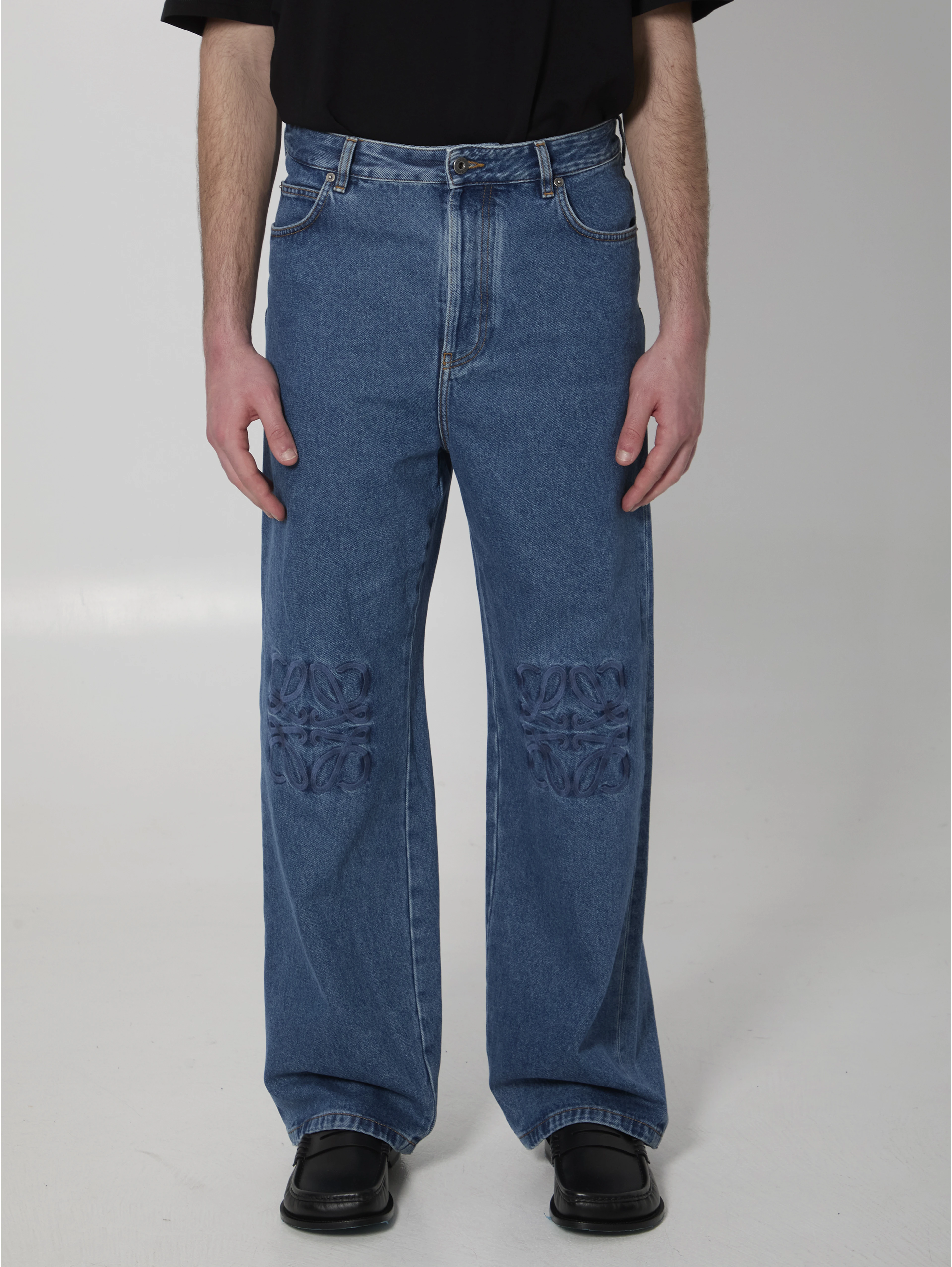 Anagram baggy jeans