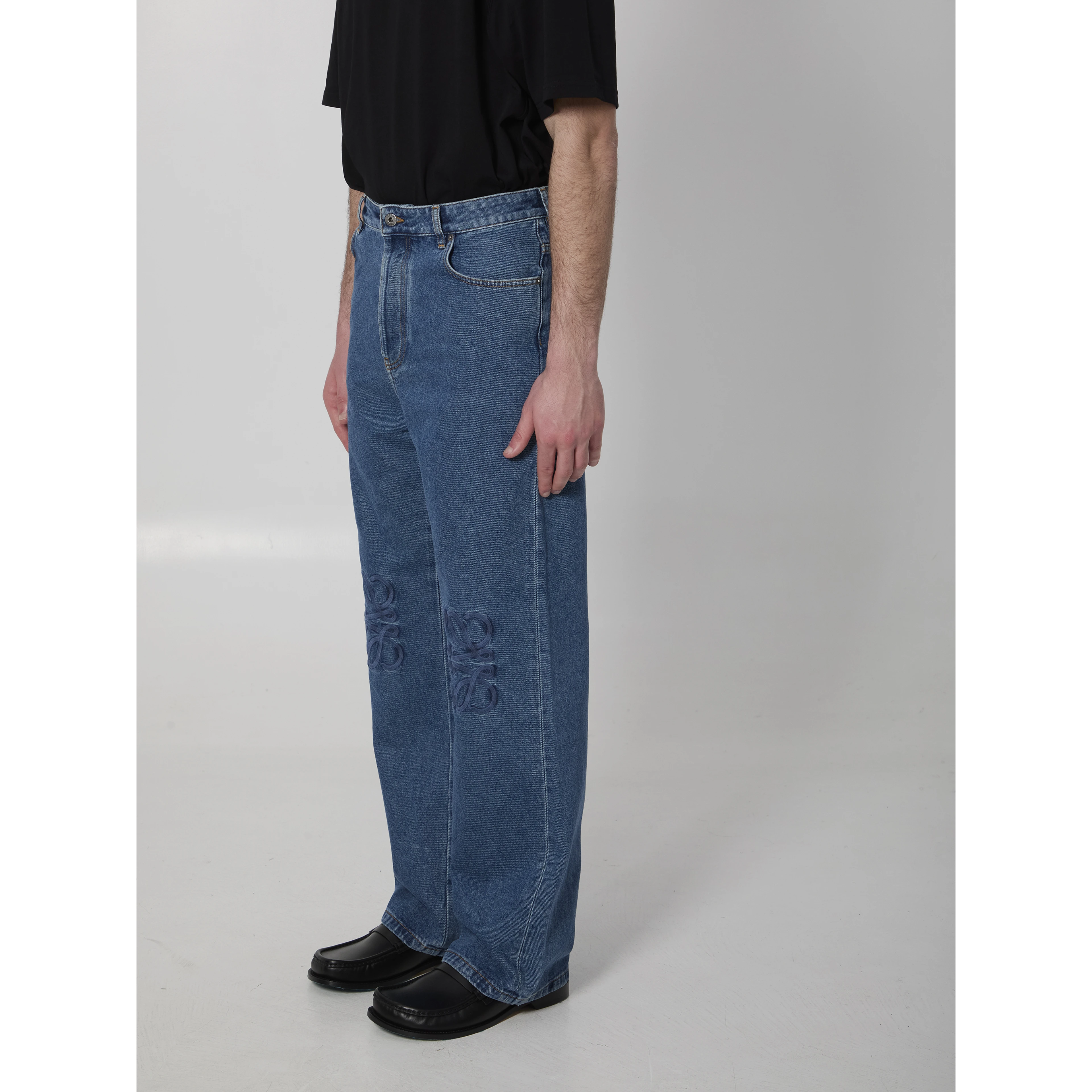 Anagram baggy jeans