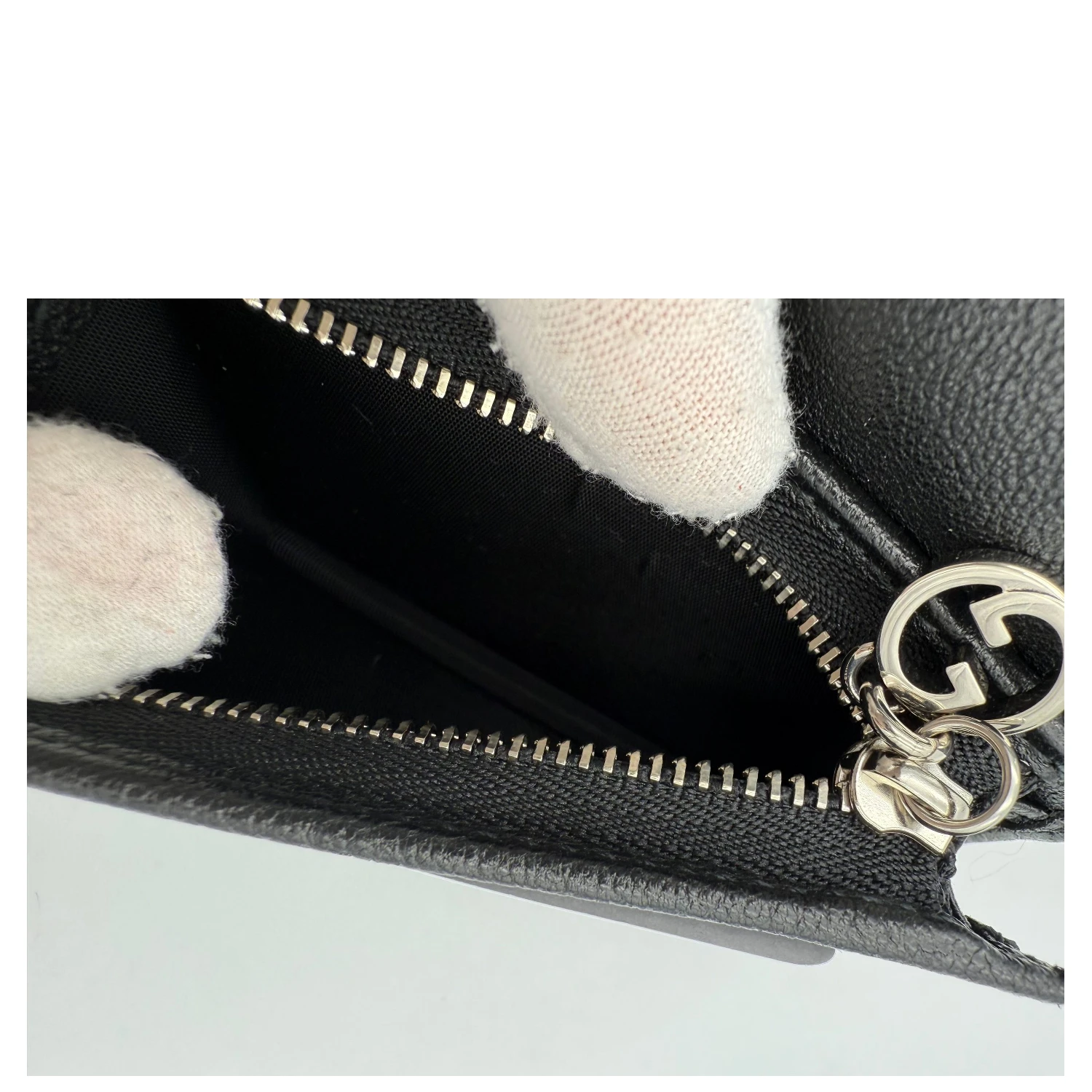 GUCCI GG BLONDIE Black Compact Wallet