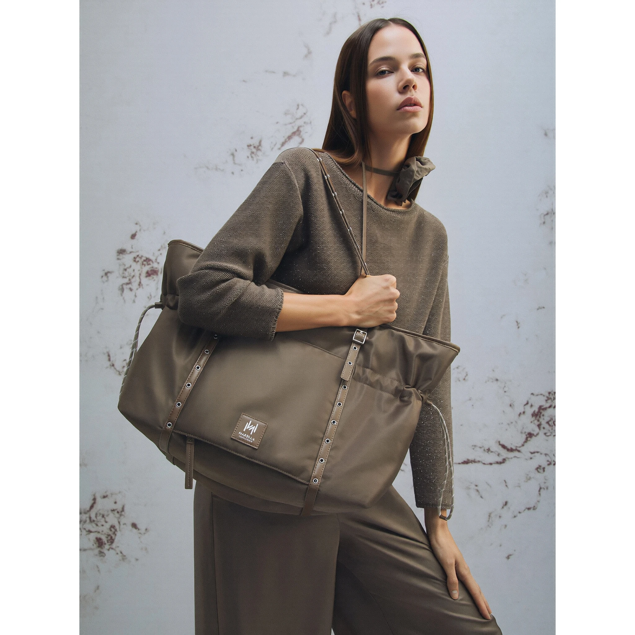 MARELLA MLAACINOSO punctual