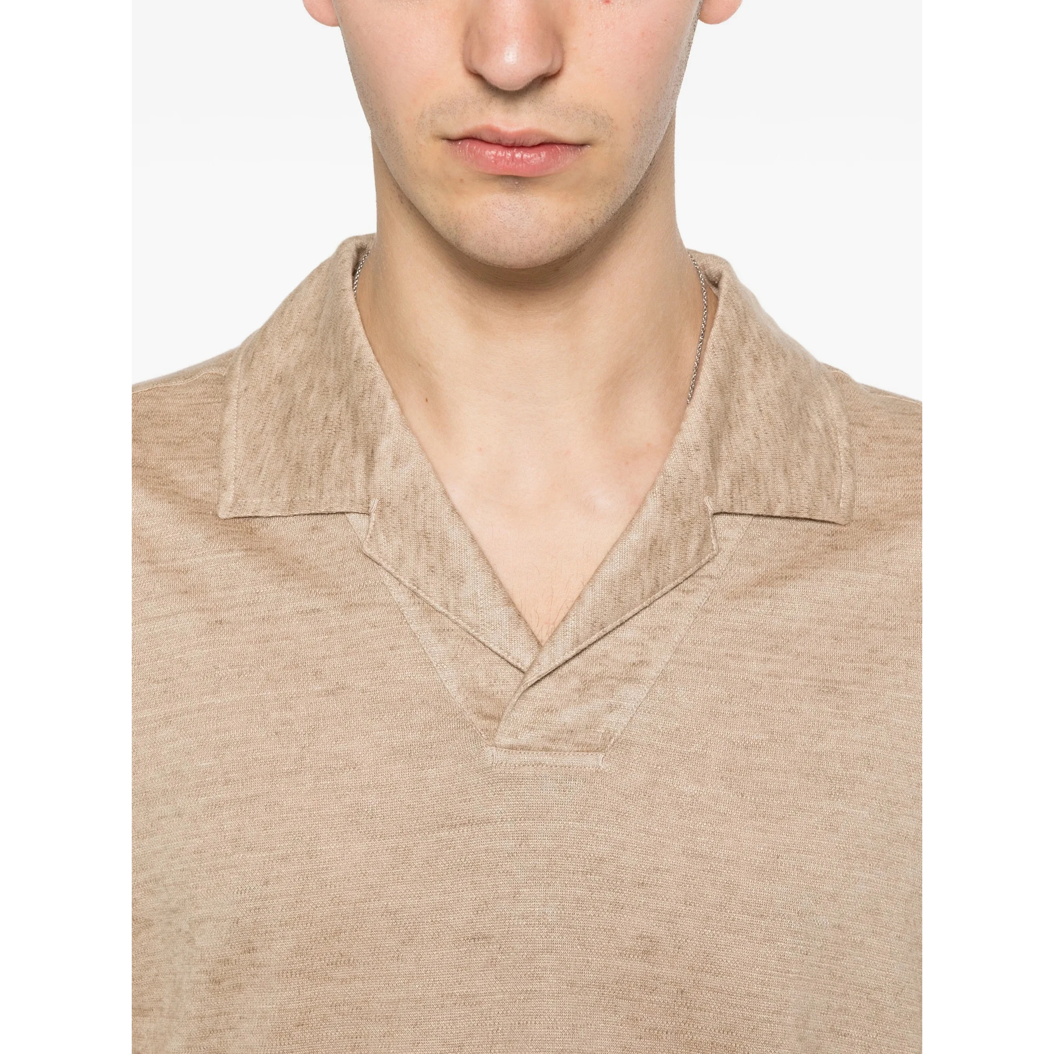 تيشيرتات وبولو من زينيا