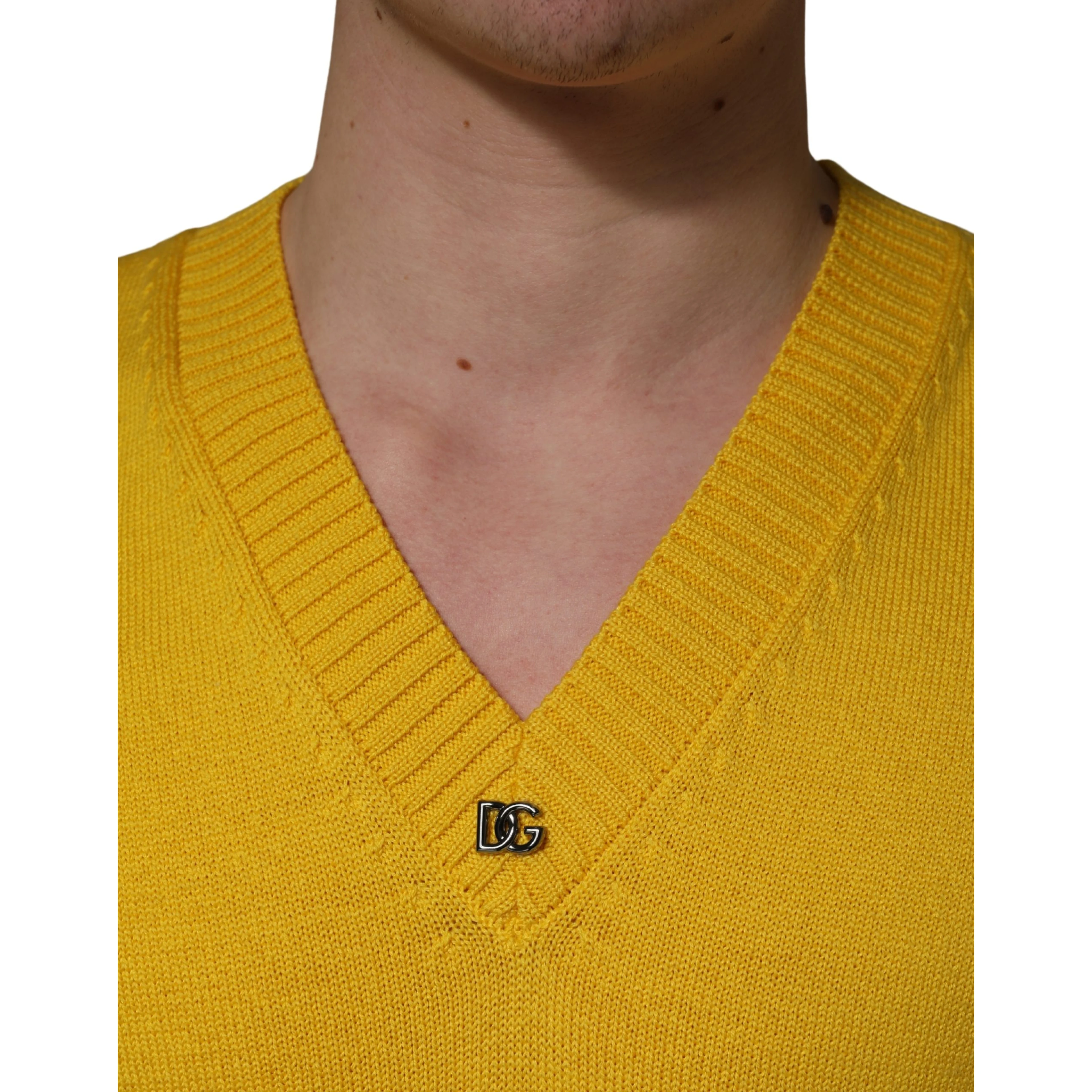 Wool Knitted V-Neck Pullover Yellow