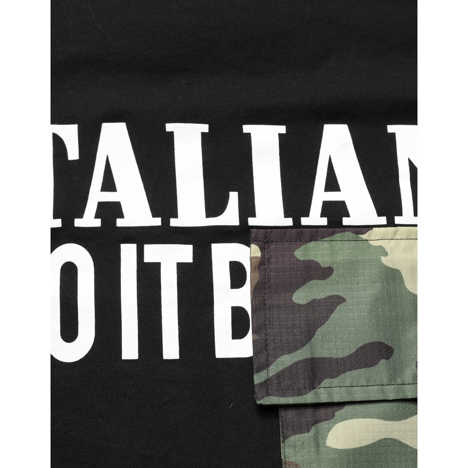 Black Camouflage Graphic Cotton Crewneck T-shirt
