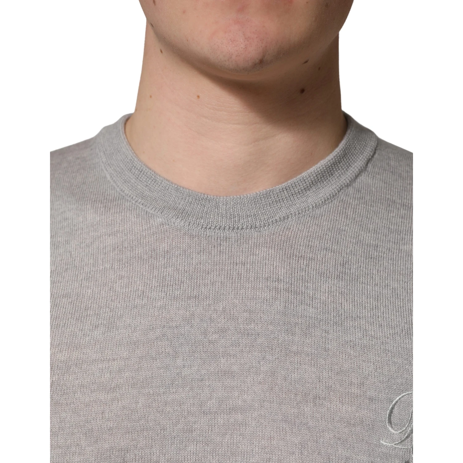 Gray Long Sleeves Crew Neck Pullover Sweater