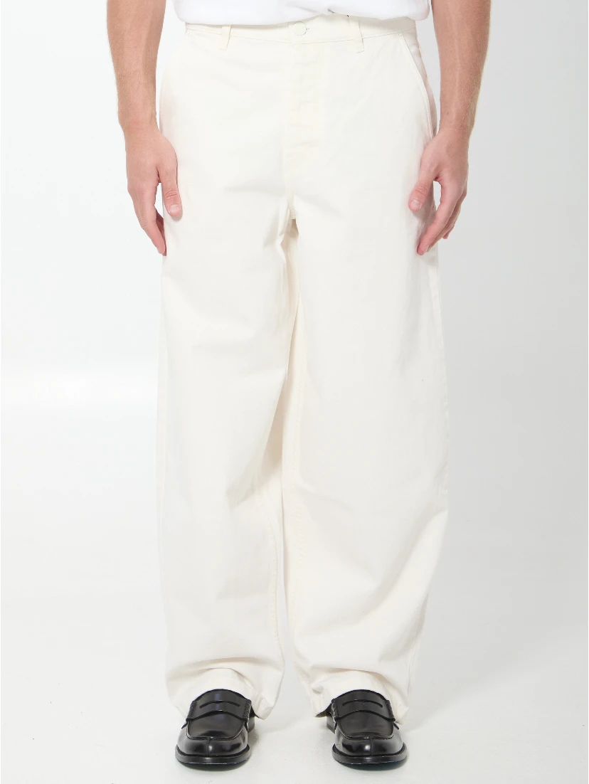 Balloon jeans