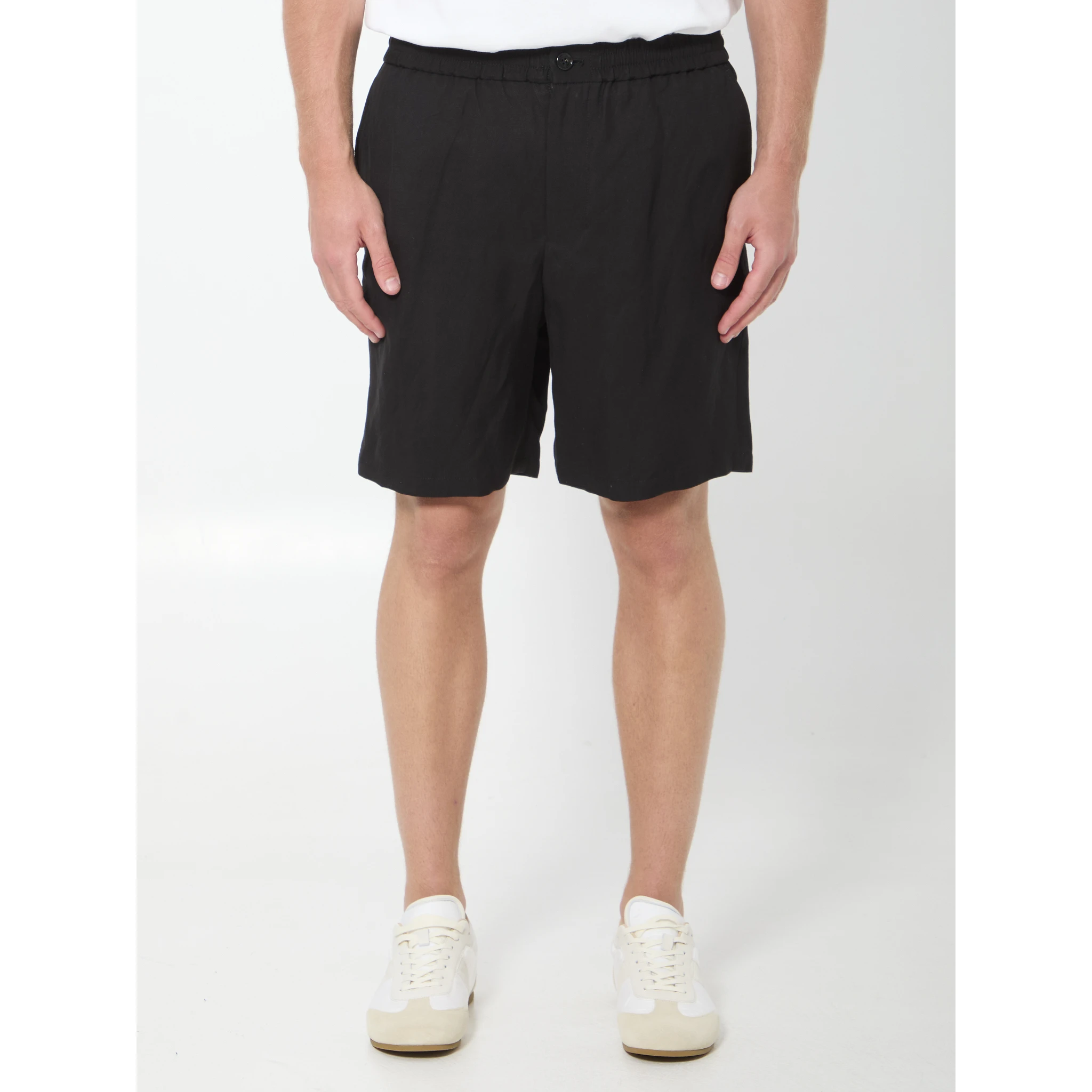 Elasticated waist shorts