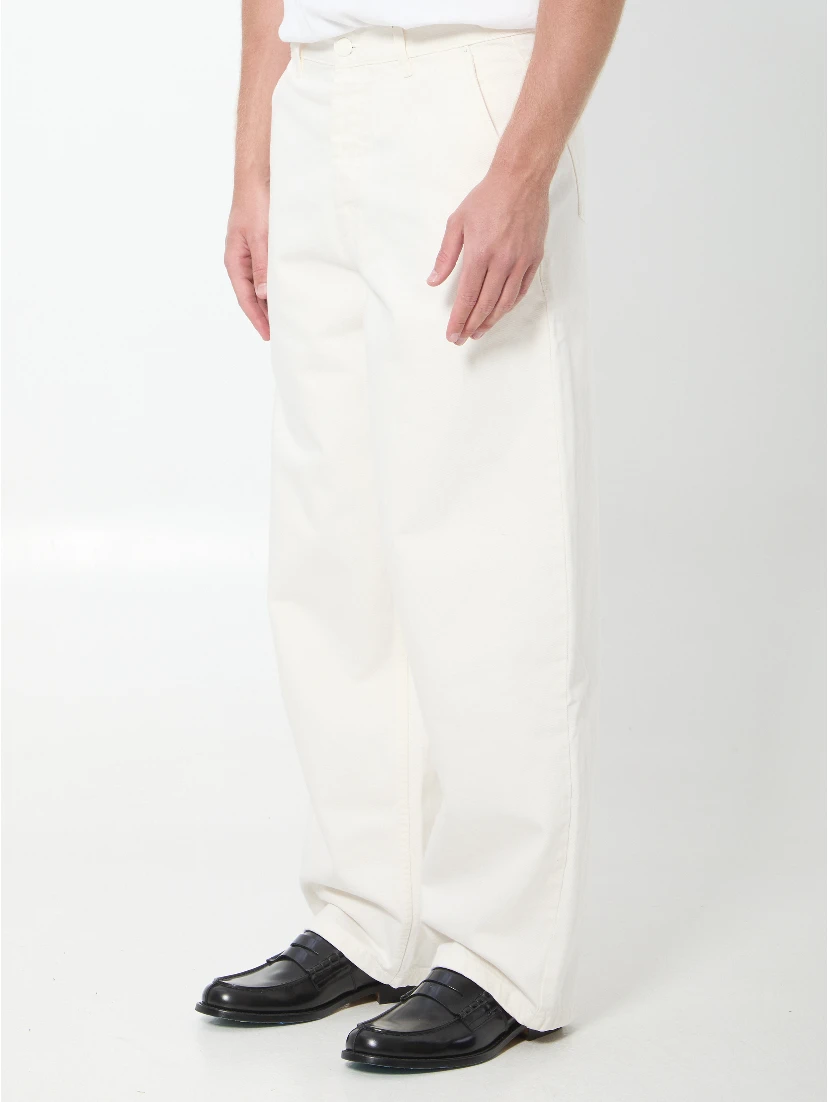 Balloon jeans