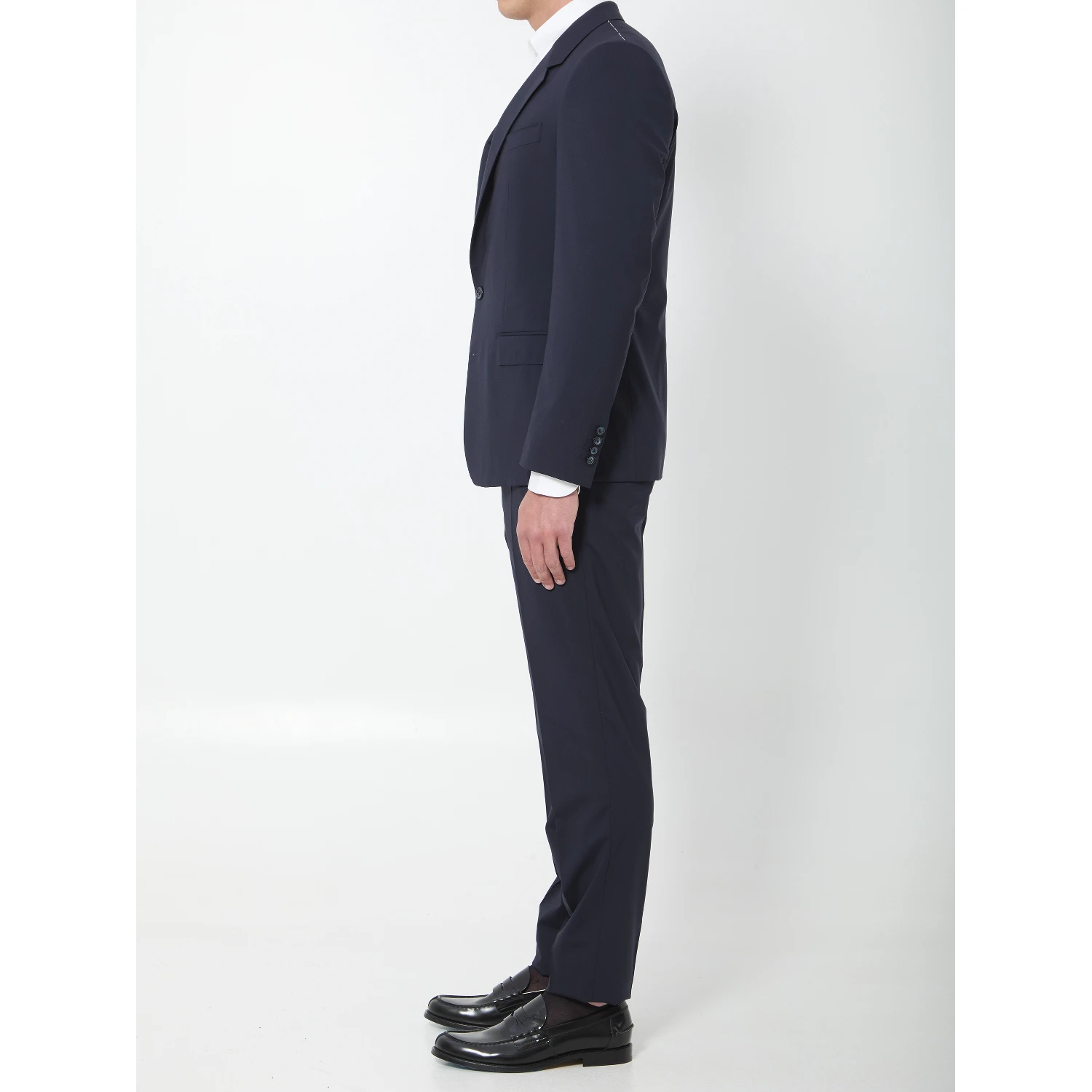 Single-breasted Martini suit