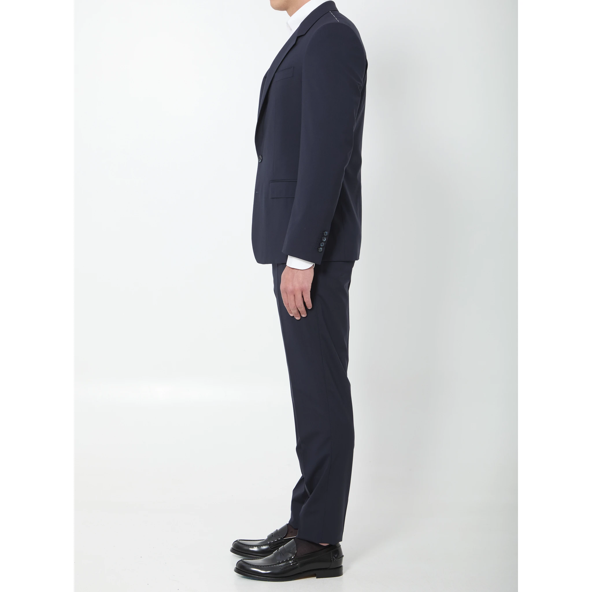 Single-breasted Martini suit