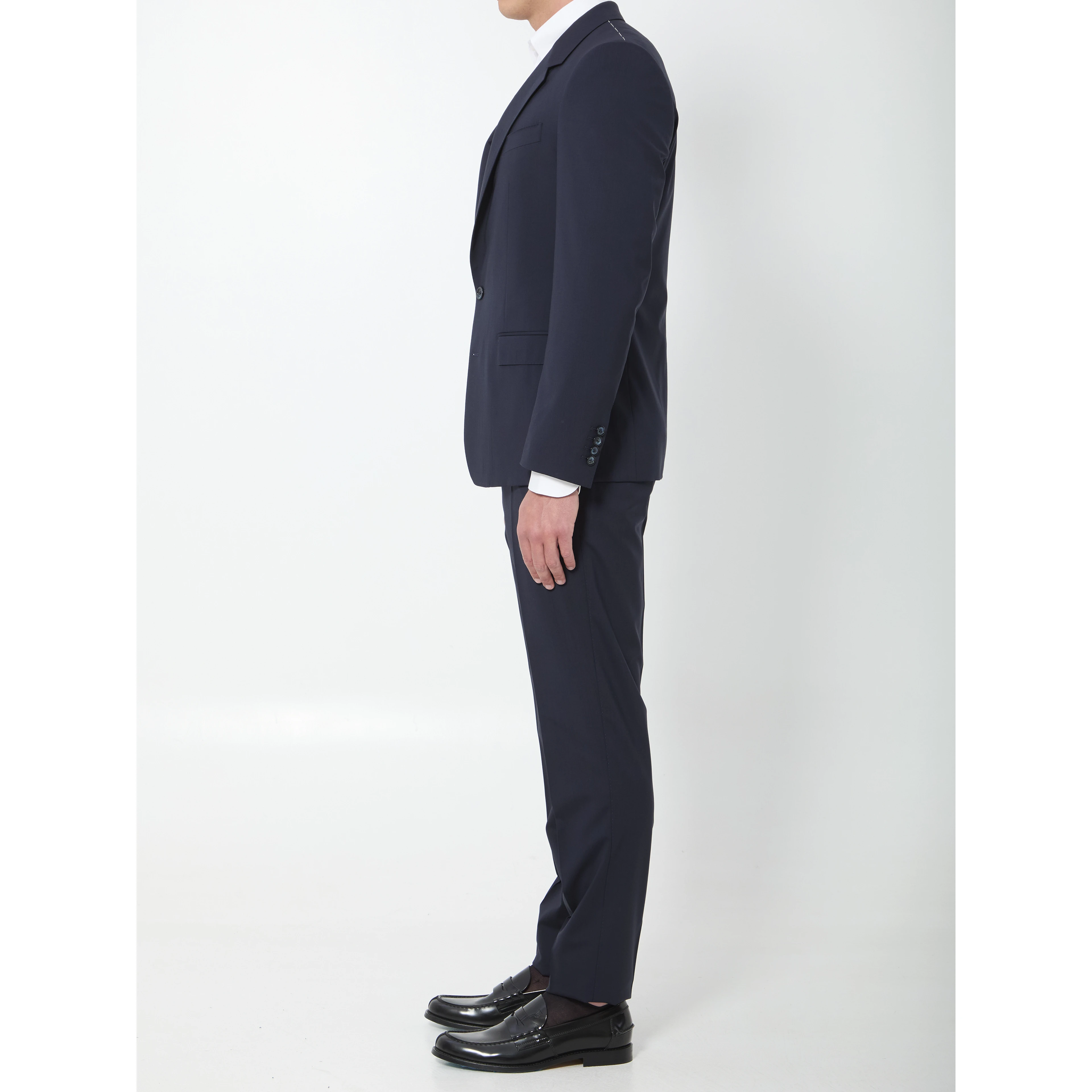 Single-breasted Martini suit