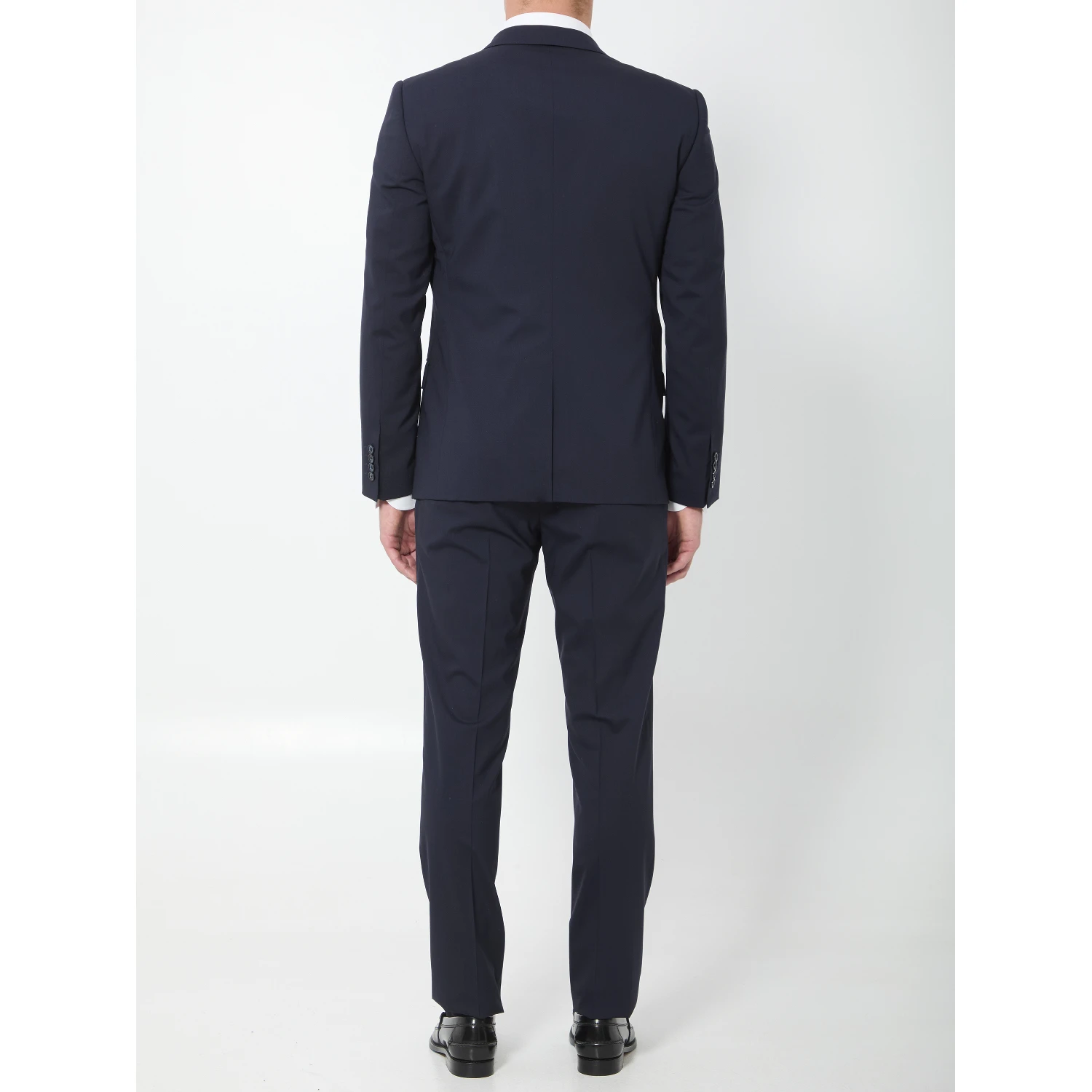 Single-breasted Martini suit