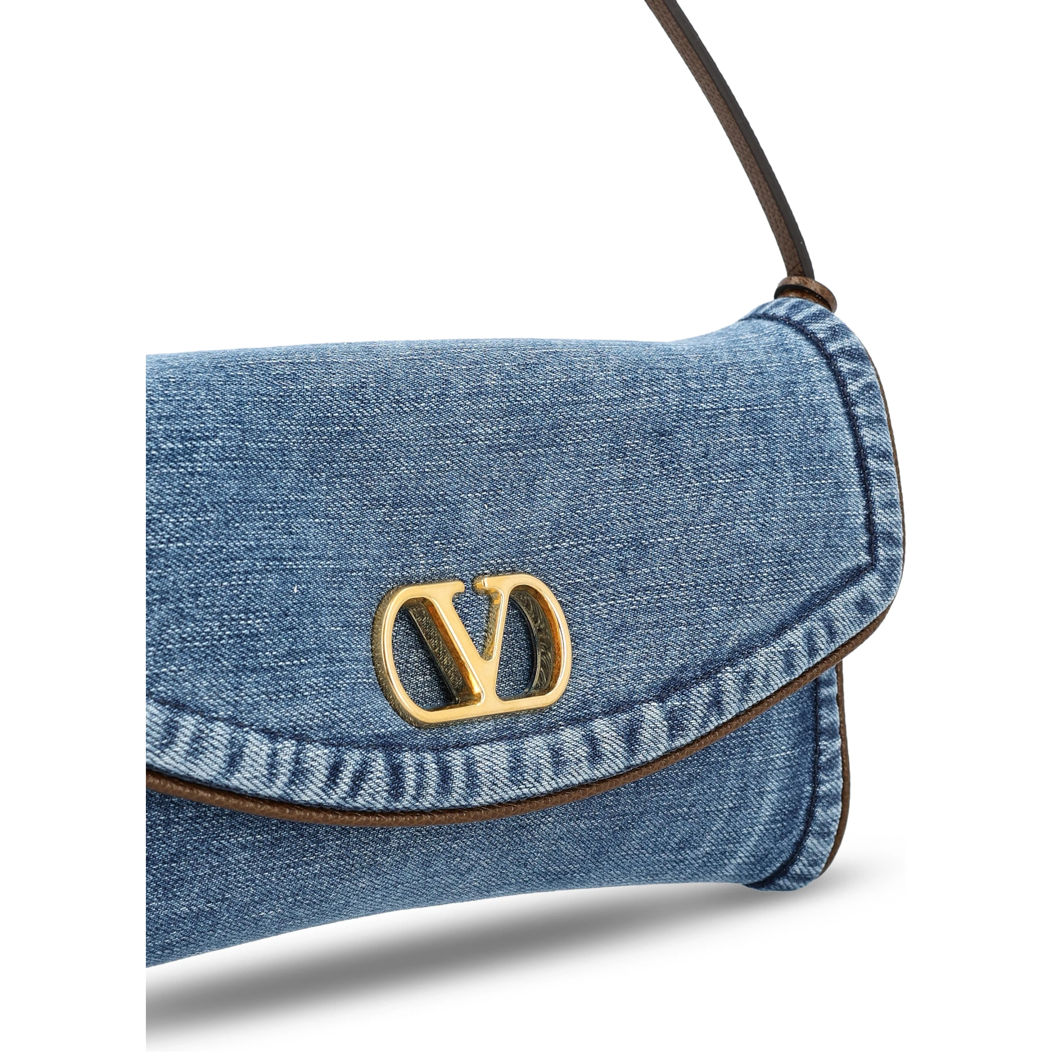 حقائب فالنتينو غارافاني