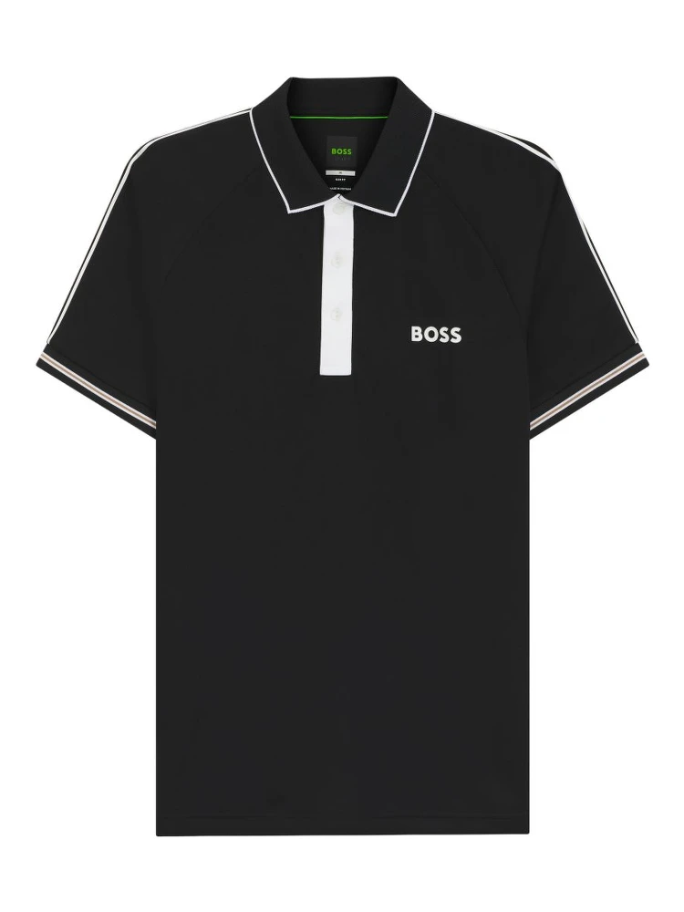 تيشيرتات وبولو سوداء من ماركة BOSS