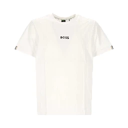تيشيرتات وبولو بيضاء من ماركة BOSS