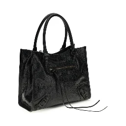 حقيبة كتف من جلد الخروف الأسود (Ovis Aries Aries)