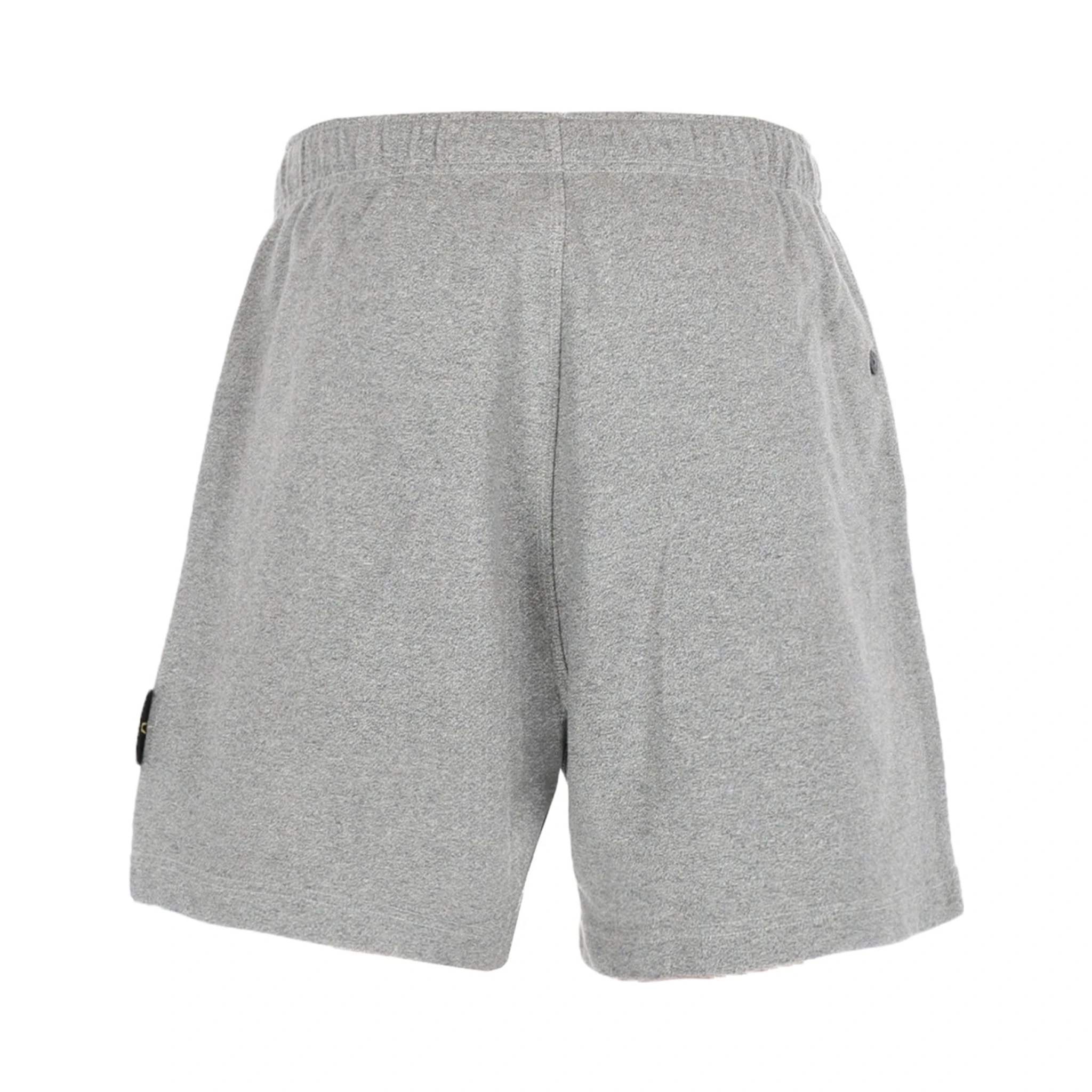 SHORTS CON PATCH LOGO