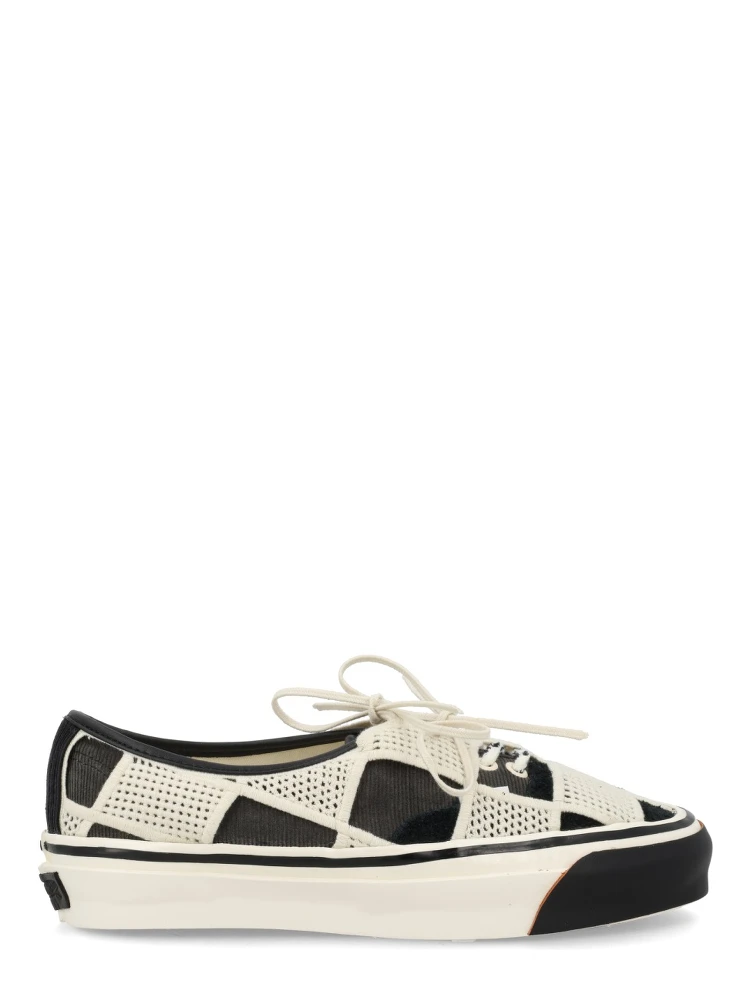 SNEAKER "AUTHENTIC 44"