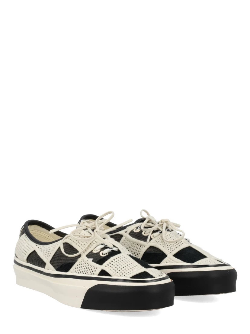 SNEAKER "AUTHENTIC 44"