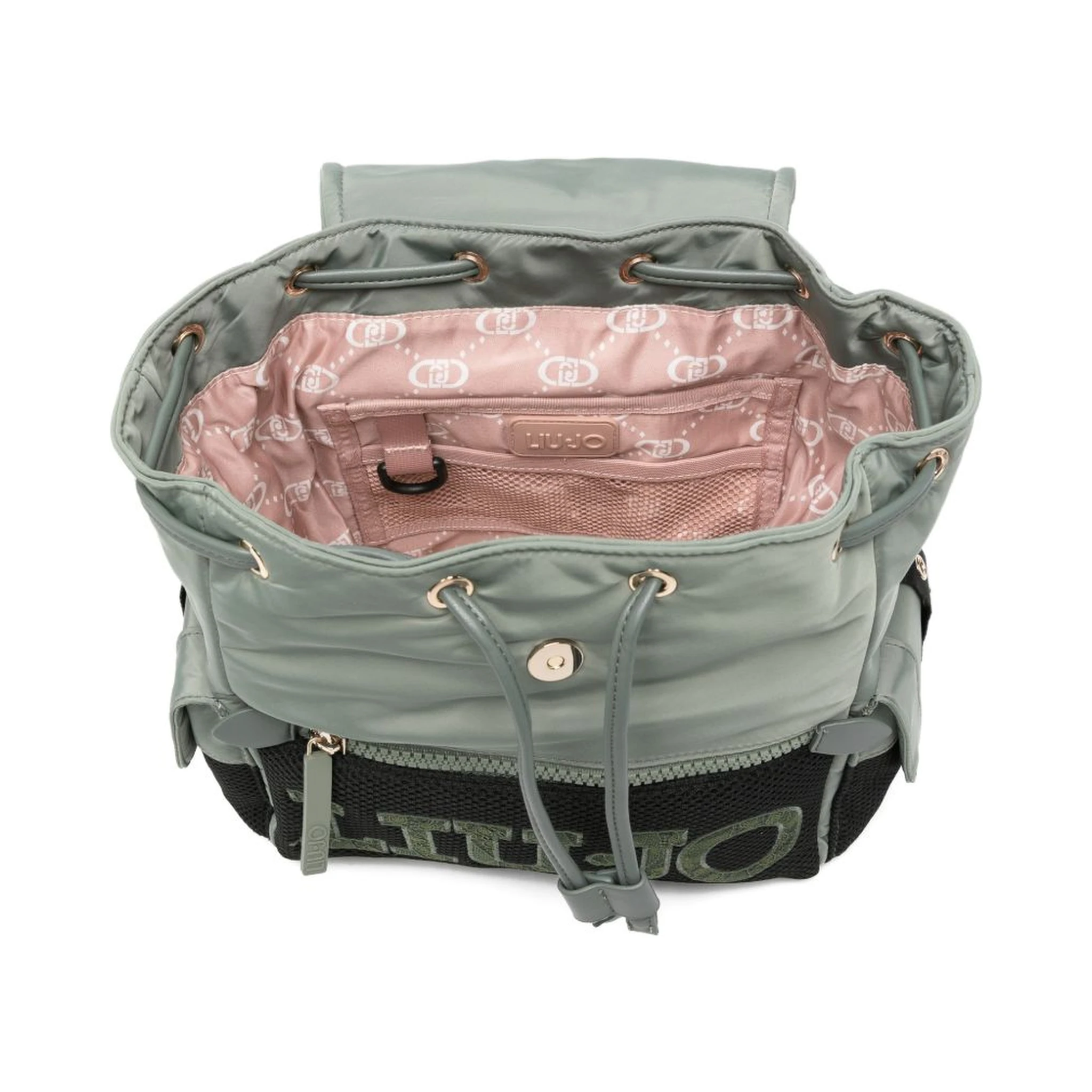 حقائب ليو جو.. خضراء