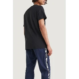 تيشيرت قطني أسود