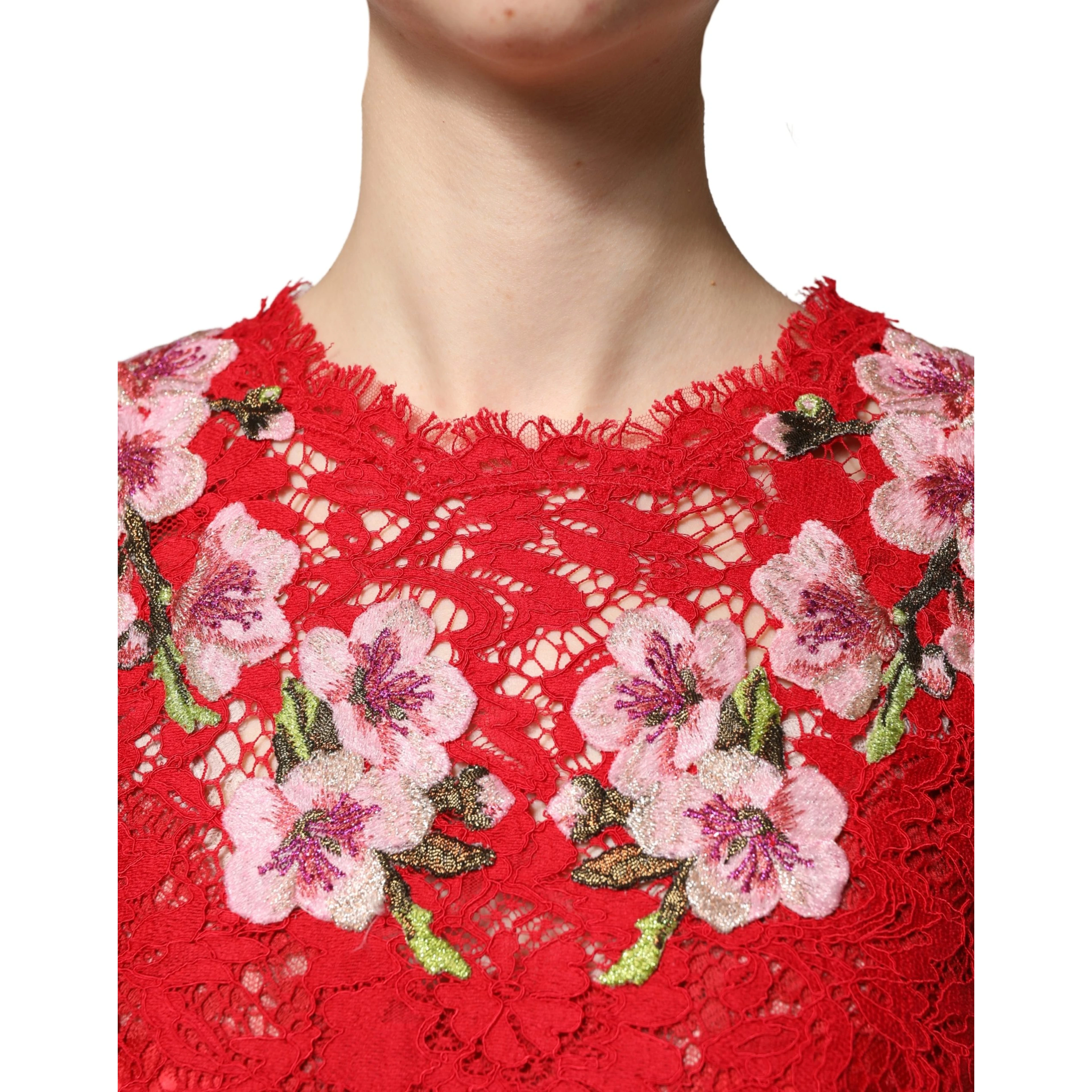 Red Lace Floral Embroidery Long Sleeves Top