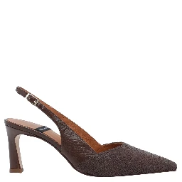 ANGEL ALARCON With Heel