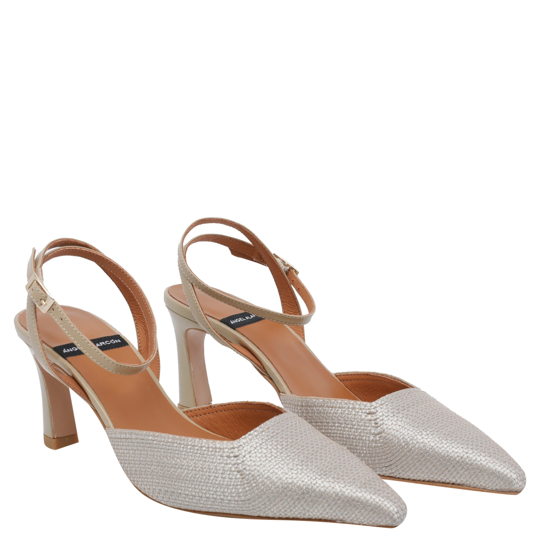 ANGEL ALARCON With Heel