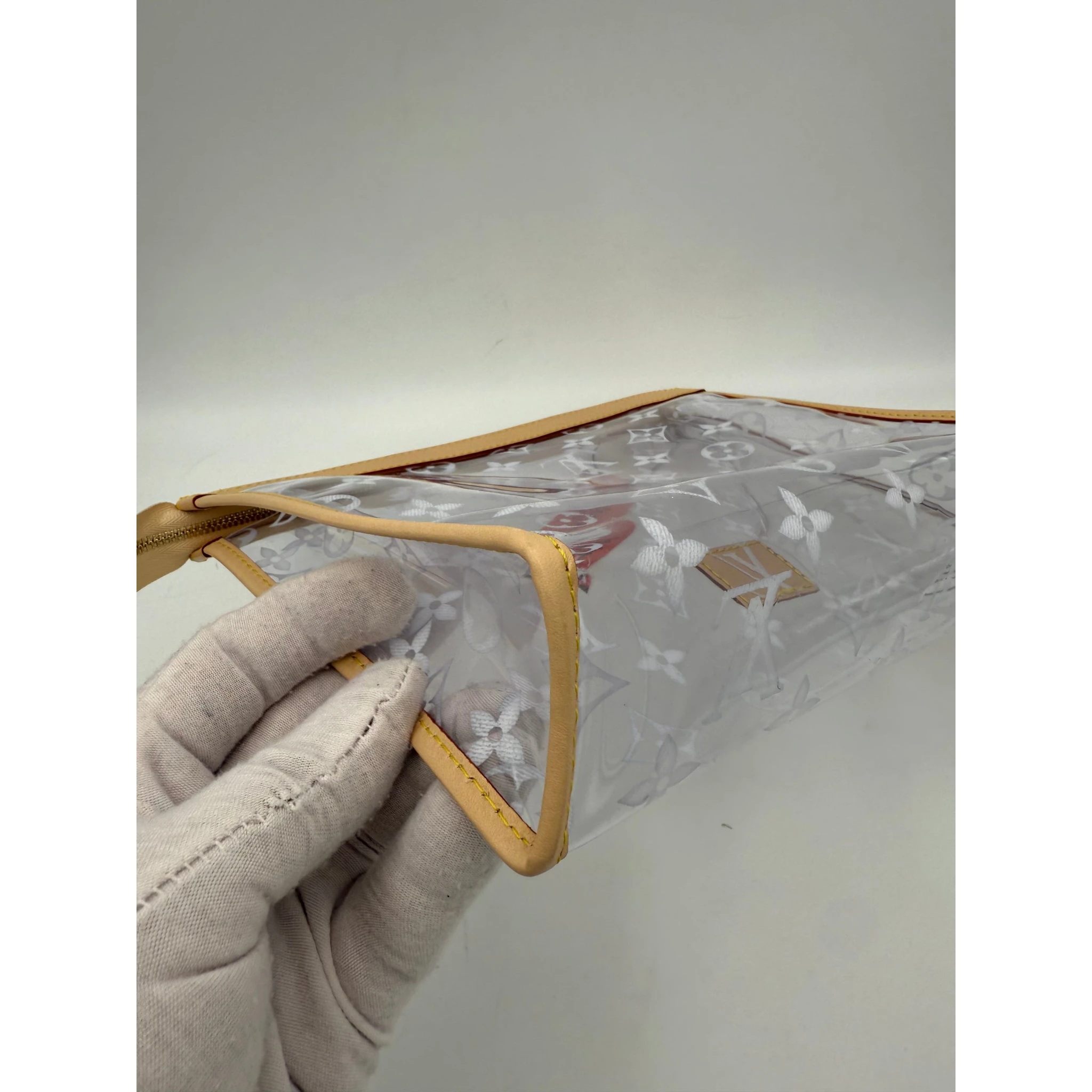 LOUIS VUITTON Monogram Transparent Pochette
