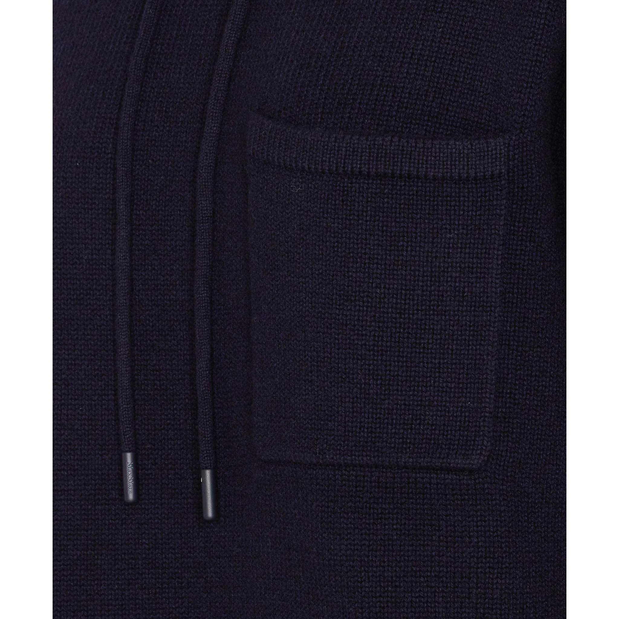 كنزات ماكس مارا