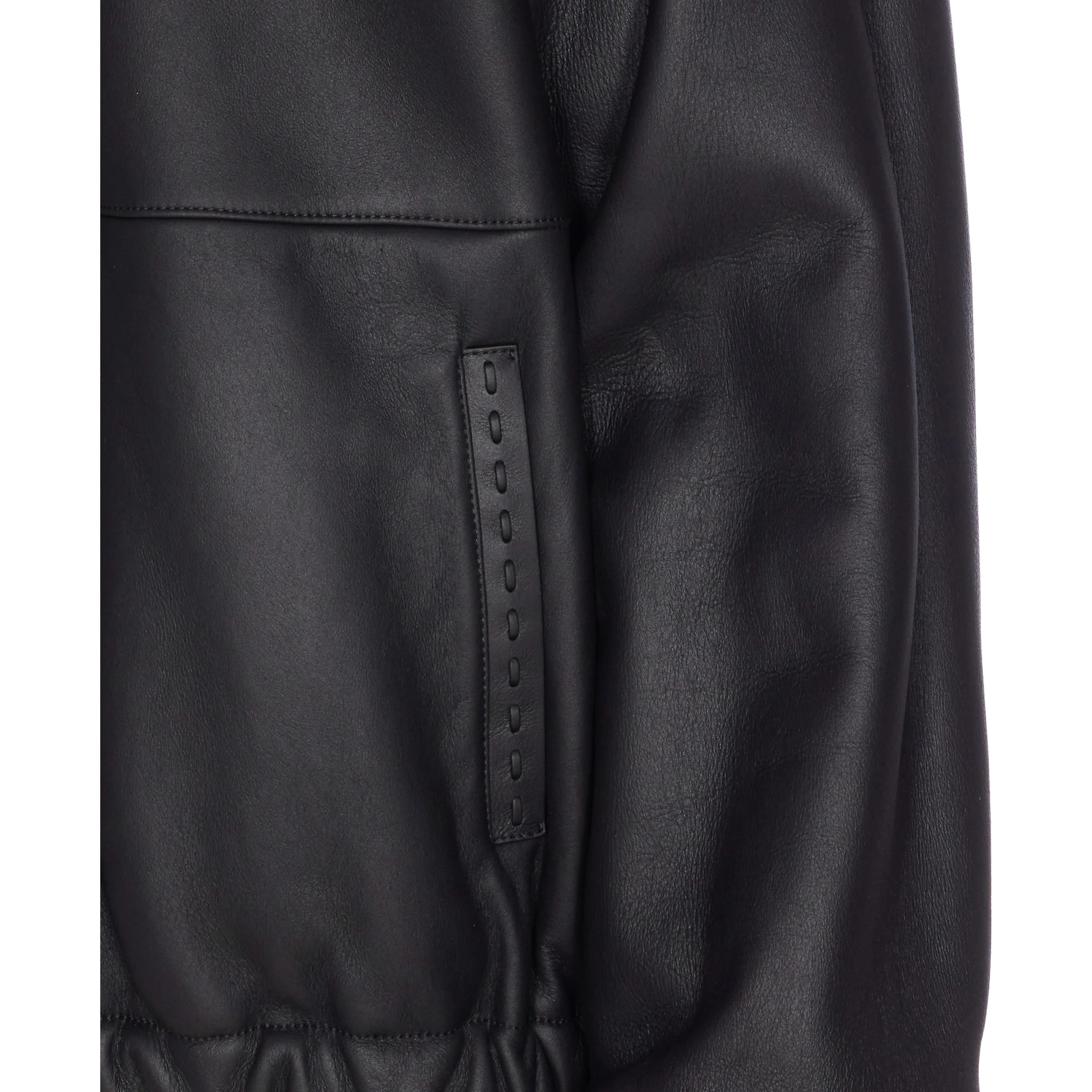 جاكيتات فندي