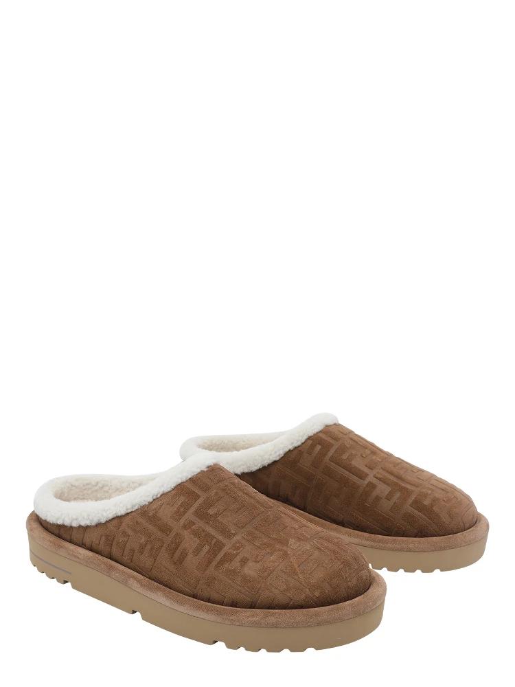 صنادل فندي alternative