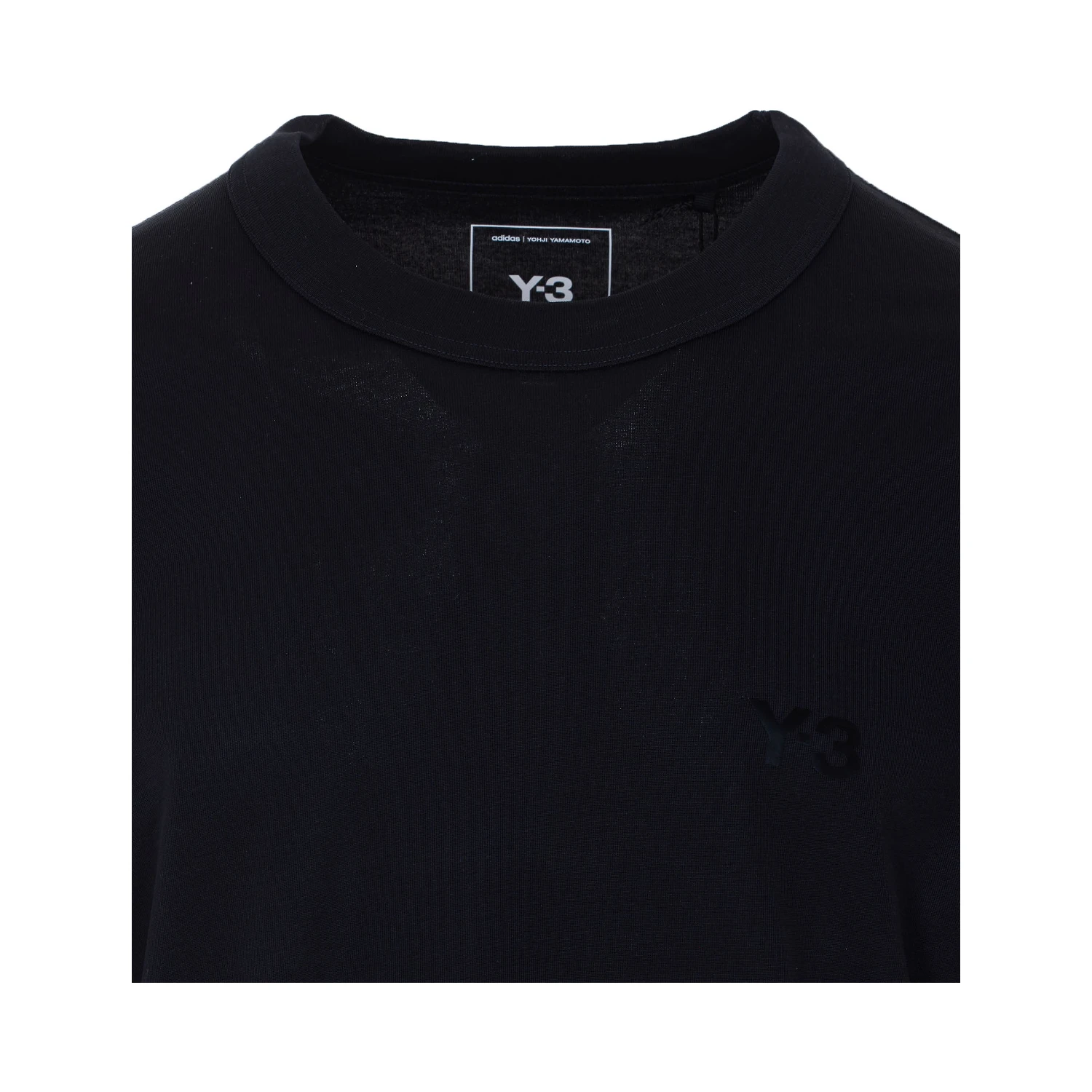تيشيرتات وبولو سوداء من Y-3