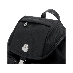 حقائب مونكلير.. أسود