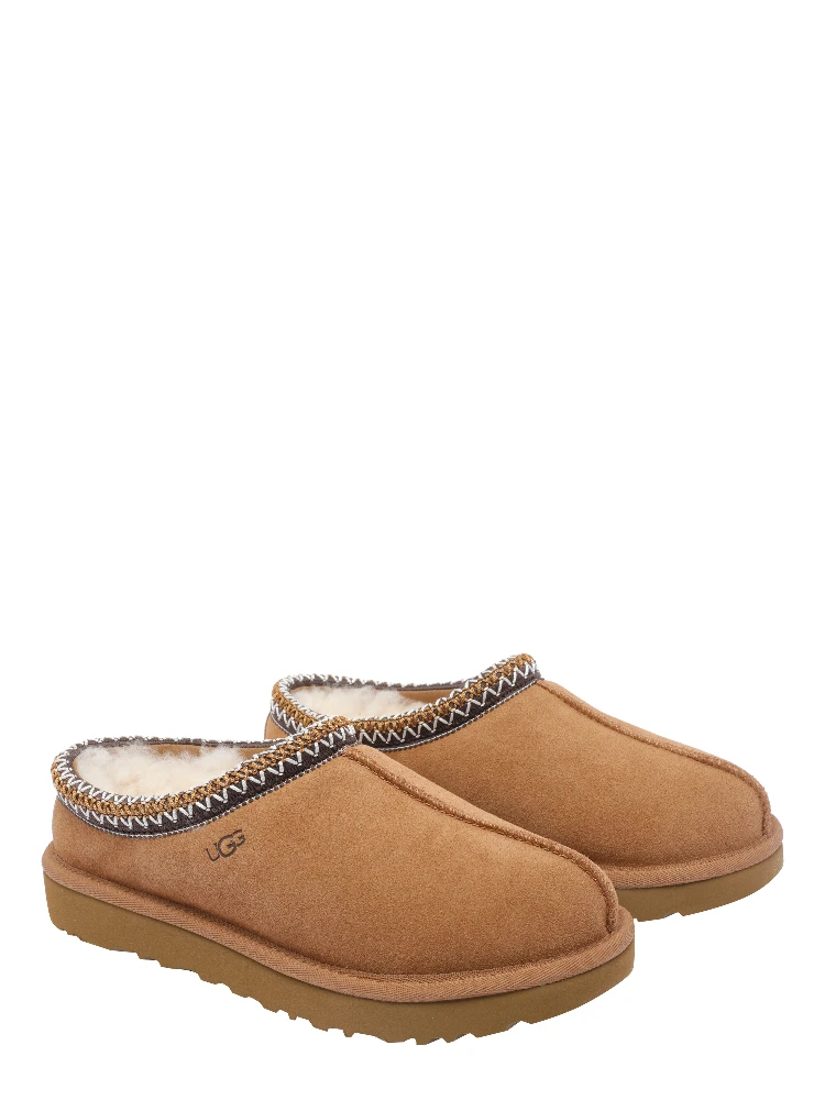 UGG Sandals alternative