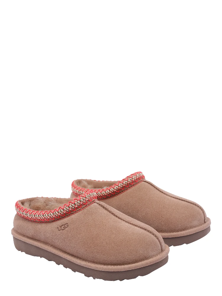 UGG Sandals alternative