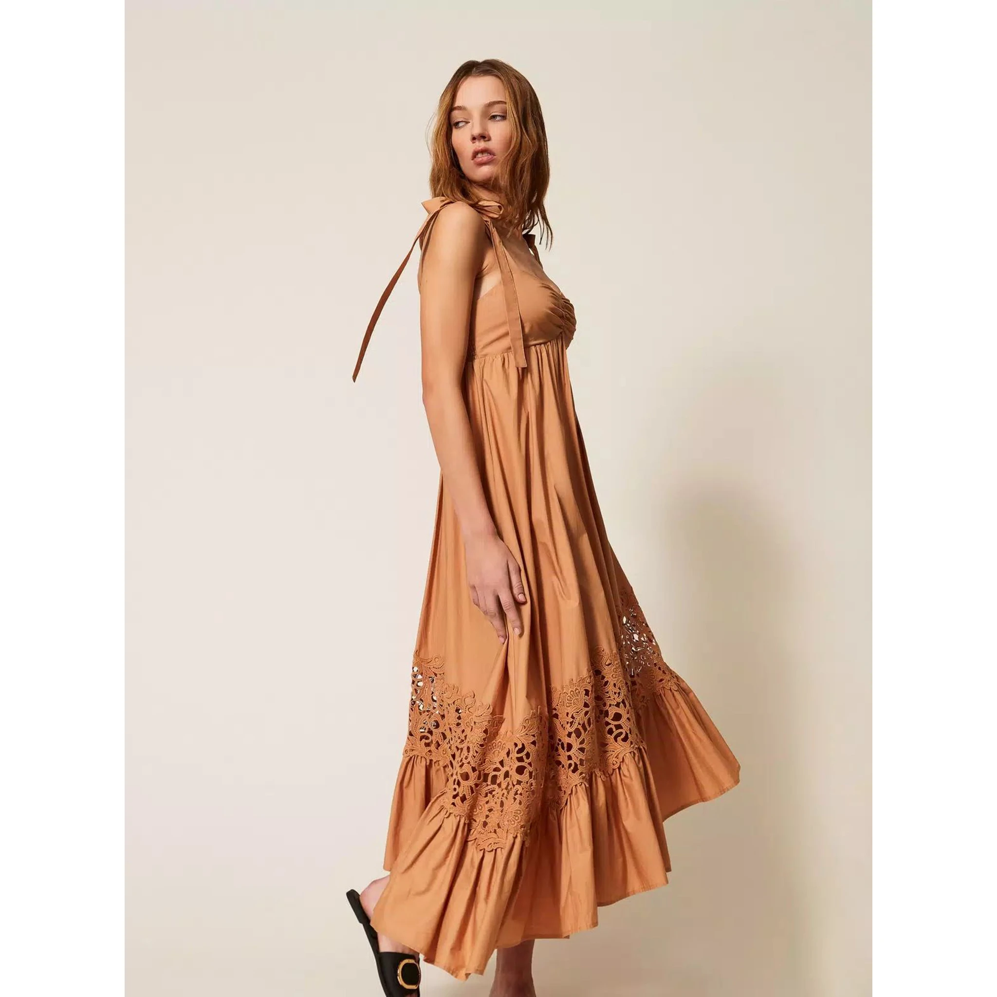 فستان توينسيت