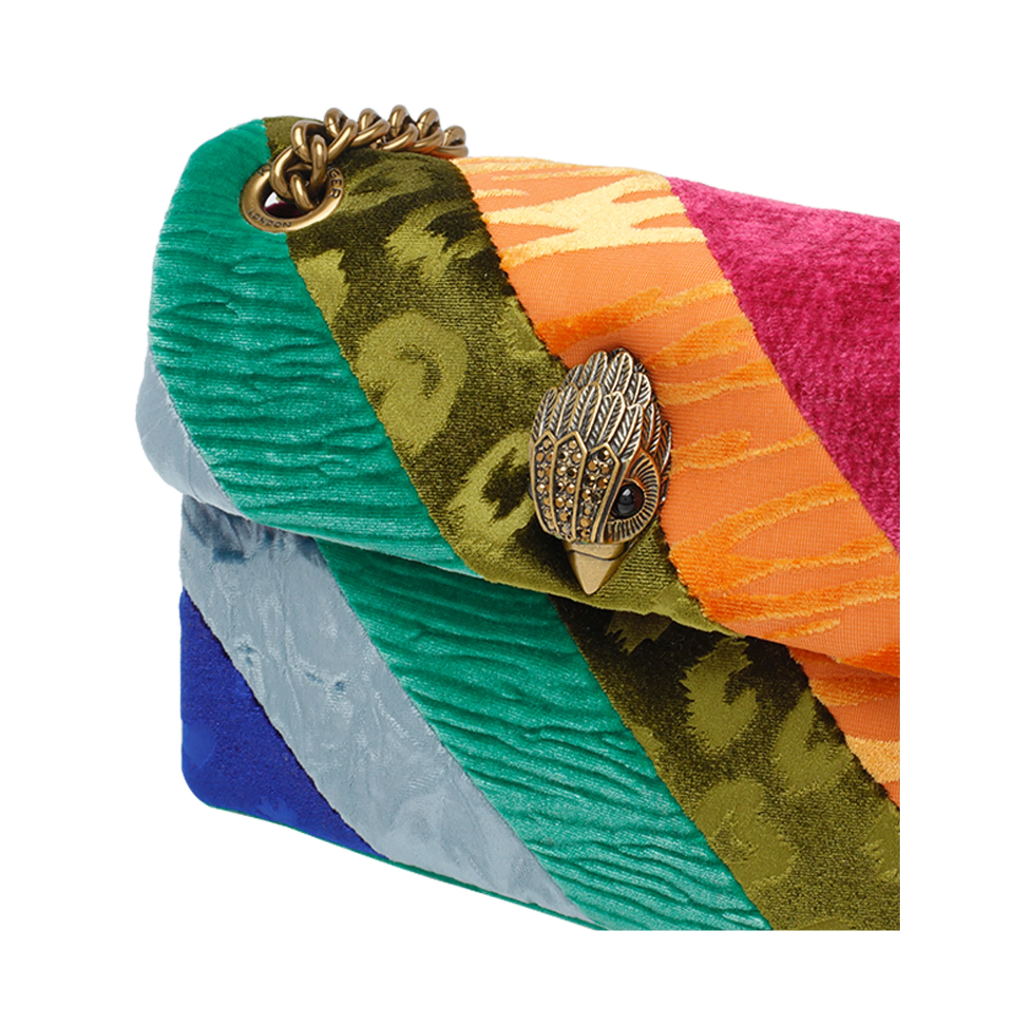 حقائب كورت جايجر.. متعددة الألوان