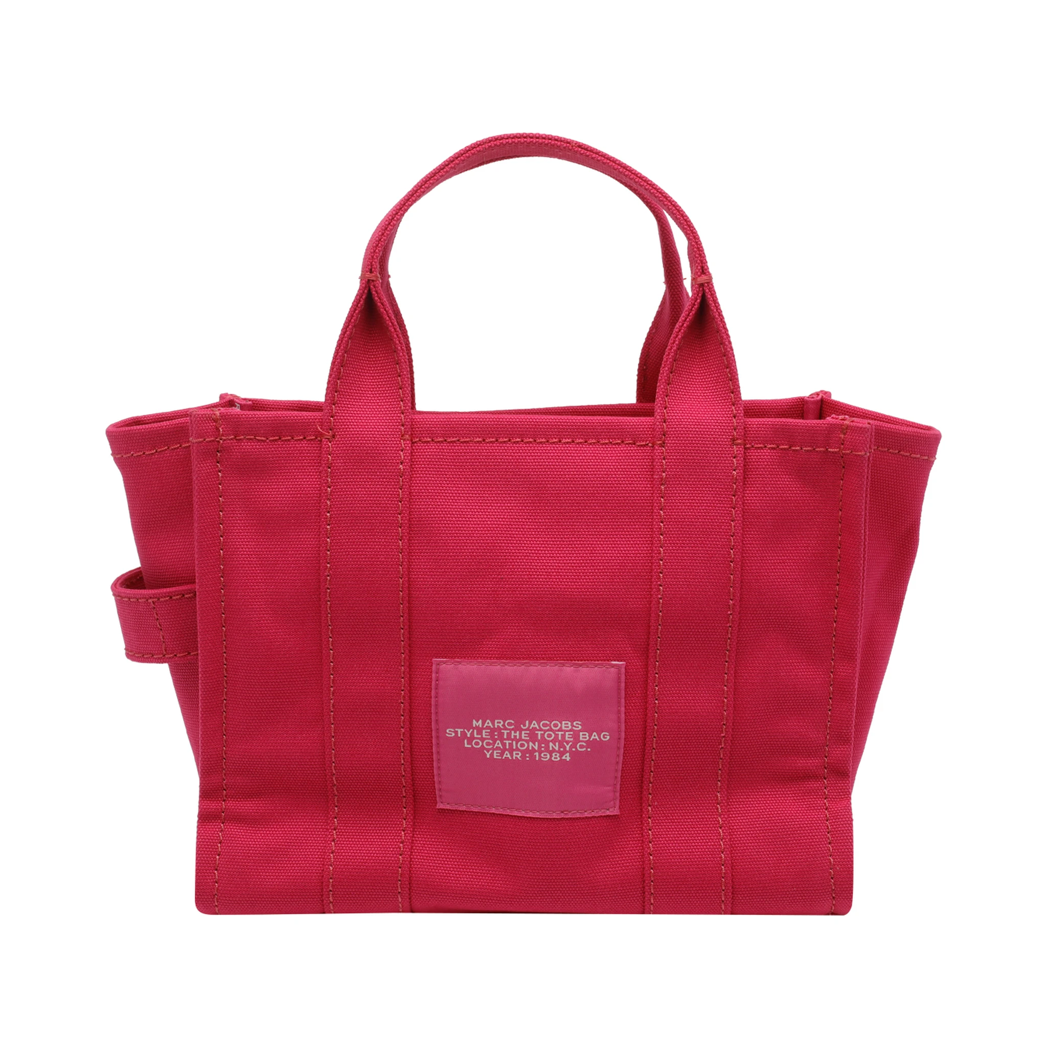 حقائب مارك جاكوبس.. وردية اللون