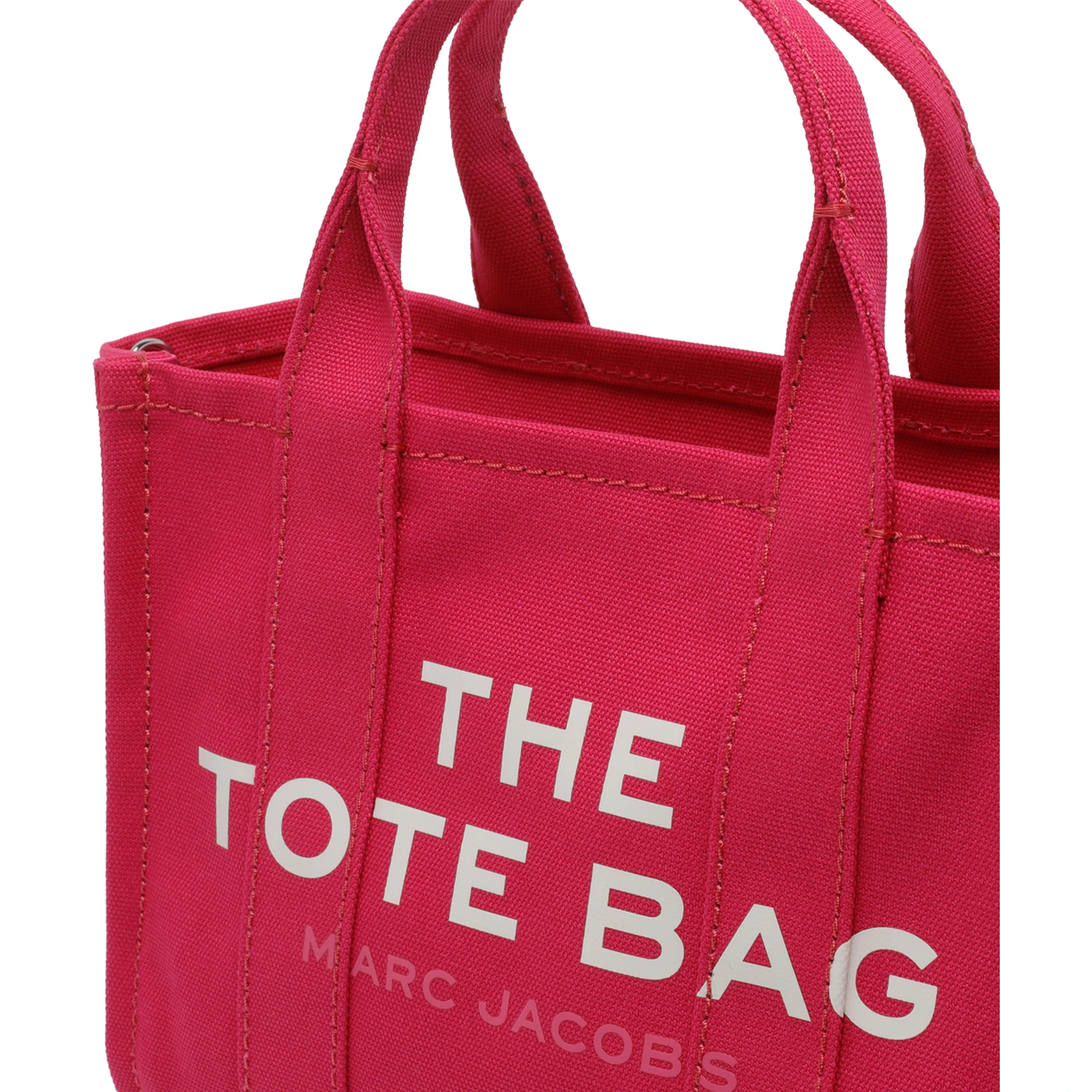 حقائب مارك جاكوبس.. وردية اللون