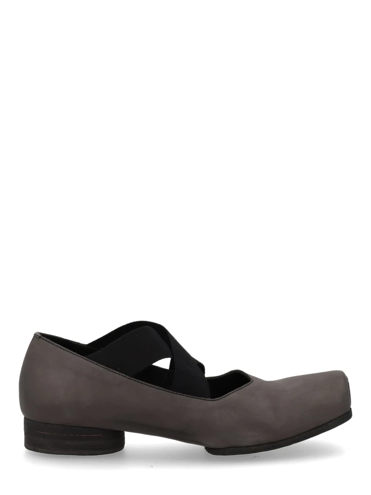BALLERINA IN PELLE