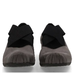 BALLERINA IN PELLE