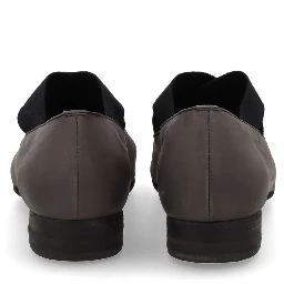 BALLERINA IN PELLE